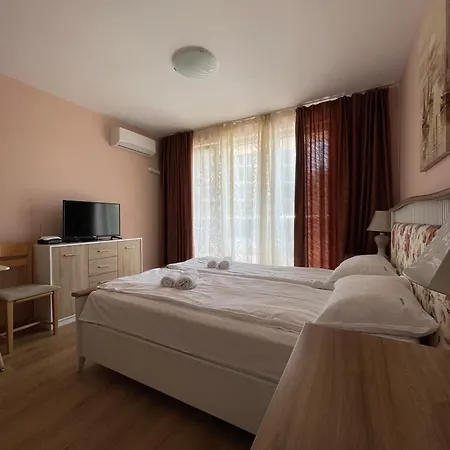 Admiral Plaza Color Apartmán Sluneční pobřeží